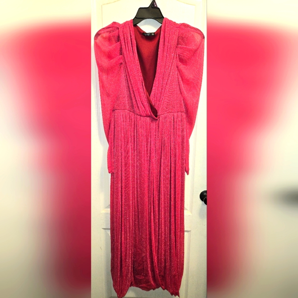 Elegant Pink Women's Dress